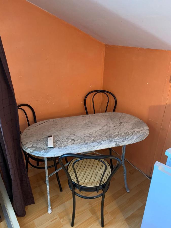 Chez Christine Apartment Rodez Bagian luar foto